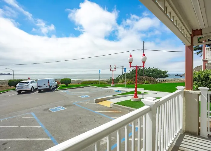 Top Hotels Offering Stunning Views in San Francisco