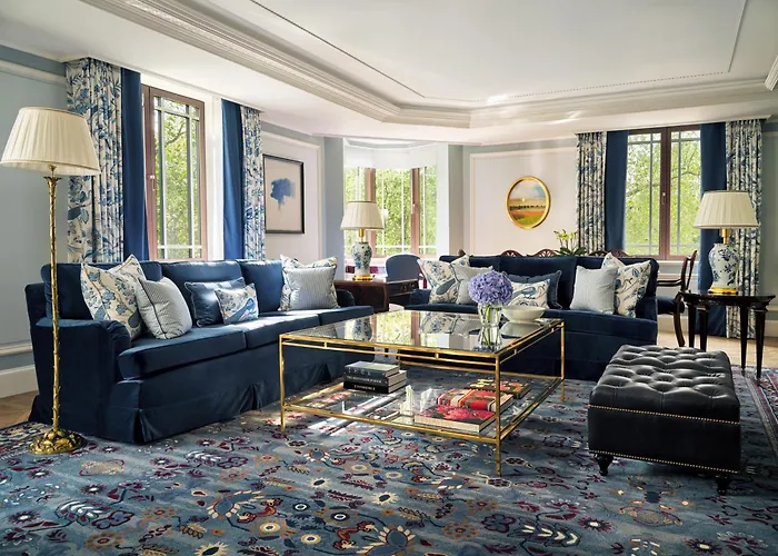 Top-Rated Hotels Near Queen Anne Street London